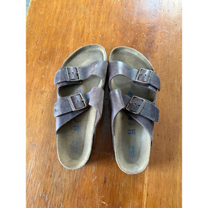 Birkenstock Brown Leather Arizona Sandals size 41/ women's 10/ men's 9